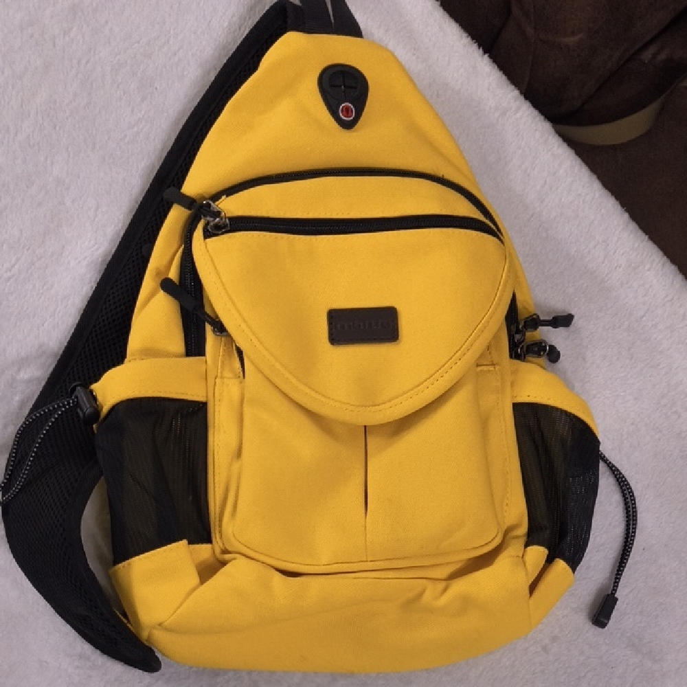 Mosiso Yellow Sling Backpack for Men
